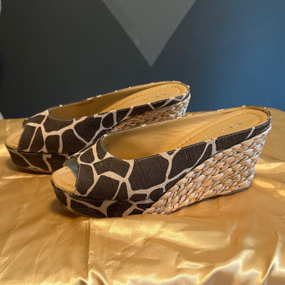 CL by Laundry Giraffe Print Wedges
